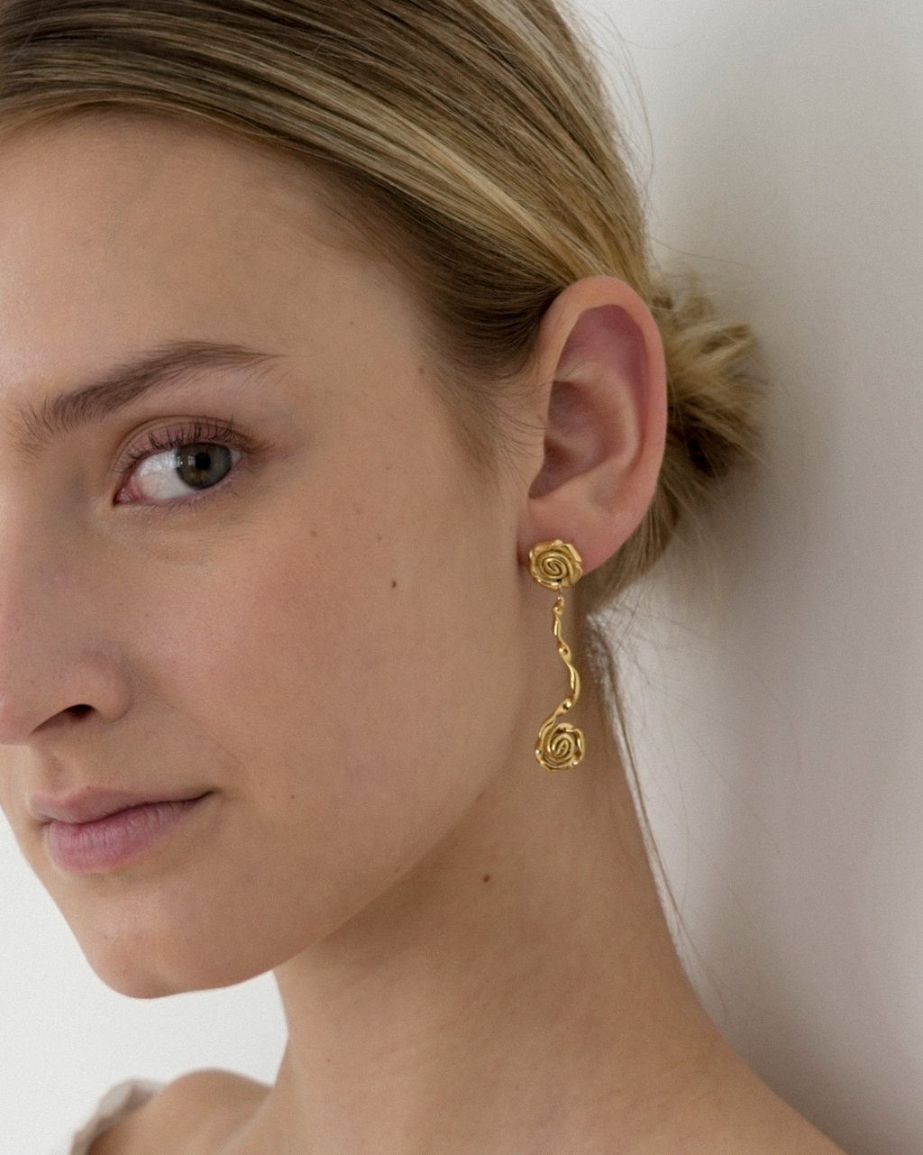 Fleur No. 1 ørering guldbelagt